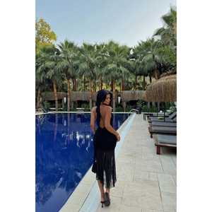 Robe de soirée vintage noire Carlina, dentelle brodée florale, taille empire asymétrique, coupe A, XS XL, en polyester, mousseline de soie, coton - Product Image 1