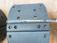 Camions lourds Shacman Delong Hand Model avec essieu arrière STR, assemblage de frein à tambour de 410 mm, en fonte DZ9112340061