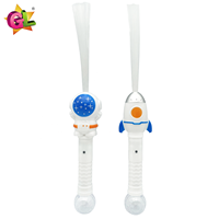 Produit Tendance 2026 : Baguette Lumineuse Astronaute à Fibre Optique avec Jouet Navette Spatiale en Plastique, Jouets Lumineux LED pour Filles 2026