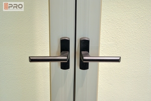 ตู้ครัวอลูมิเนียมกระจกสีดำดีไซน์ประตูบานเลื่อน Kia - Product Image 3