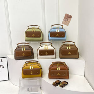 Sac à main tendance 2026 en PU de haute qualité. Avec un motif géométrique.16 - Product Image 6