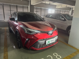 <span class=keywords><strong>Toyota</strong></span> C-<span class=keywords><strong>HR</strong></span> 2022 Usata, SUV 2.0L CVT Automatico, Interni in Pelle Scura, Pneumatici R17, Basso Chilometraggio, Ideale per Pendolarismo Urbano - Product Image 1