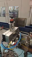 Sistema de inspección de cámaras industriales 4 CCD Tapa de botella PET de vidrio completo \ Nivel de llenado \ código \ logo Inspector \ detector \ máquina clasificadora