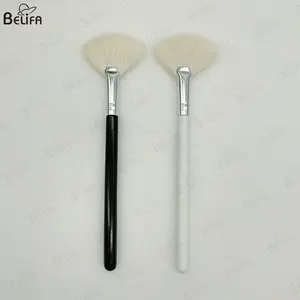 BELIFA sıcak satış tek taşınabilir 100% doğal süper kabarık yumuşak beyaz keçi saç Fan fırçalar yüz maskesi fırçası aplikatör için