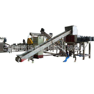 Broyeur à granulés de bois pour le traitement de la sciure de bois 380 V avec moteur, boîte de vitesses et roulement - Product Image 1