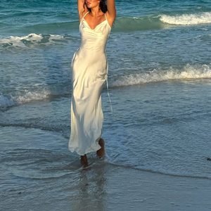 Abito da Cerimonia Elegante e Modesto con Etichetta Personalizzata Primaverile, Sexy con Schiena Scoperta a V Profonda, Abito Estivo in Raso per Spiaggia - Product Image 1