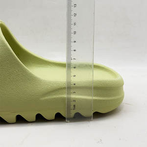 Sandales d'extérieur unisexes sans logo, couleur unie, pour hommes, décontractées, en EVA, semelle épaisse, pantoufles personnalisées pour femmes, amortissantes, légères - Product Image 6