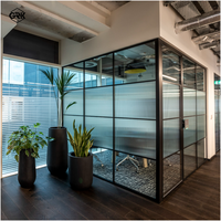 Cloisons de bureau insonorisées en aluminium, design moderne, construction durable et écologique, isolation acoustique 45 dB pour les écoles