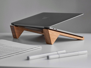Support Ergonomique pour Ordinateur Portable en Bois Naturel, Double Support Détachable pour Bureau, Refroidissement et Maintien de la Posture, Logo Personnalisé OEM - Product Image 6