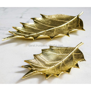 ถาดเสิร์ฟอาหารโลหะทรงใบเมเปิ้ลแผ่นผสมผลไม้สีทองออกแบบโลโก้ได้ตามที่ต้องการสินค้ามาใหม่ - Product Image 4