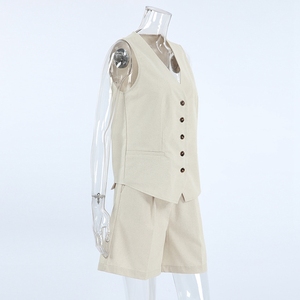 Enyami Completo Estivo in Cotone e <span class=keywords><strong>Lino</strong></span> con Scollo a V, Set Coordinato 2 Pezzi da <span class=keywords><strong>Donna</strong></span>, <span class=keywords><strong>Pantaloncini</strong></span> Corti, Gilet e Completo Basic Streetwear - Product Image 3