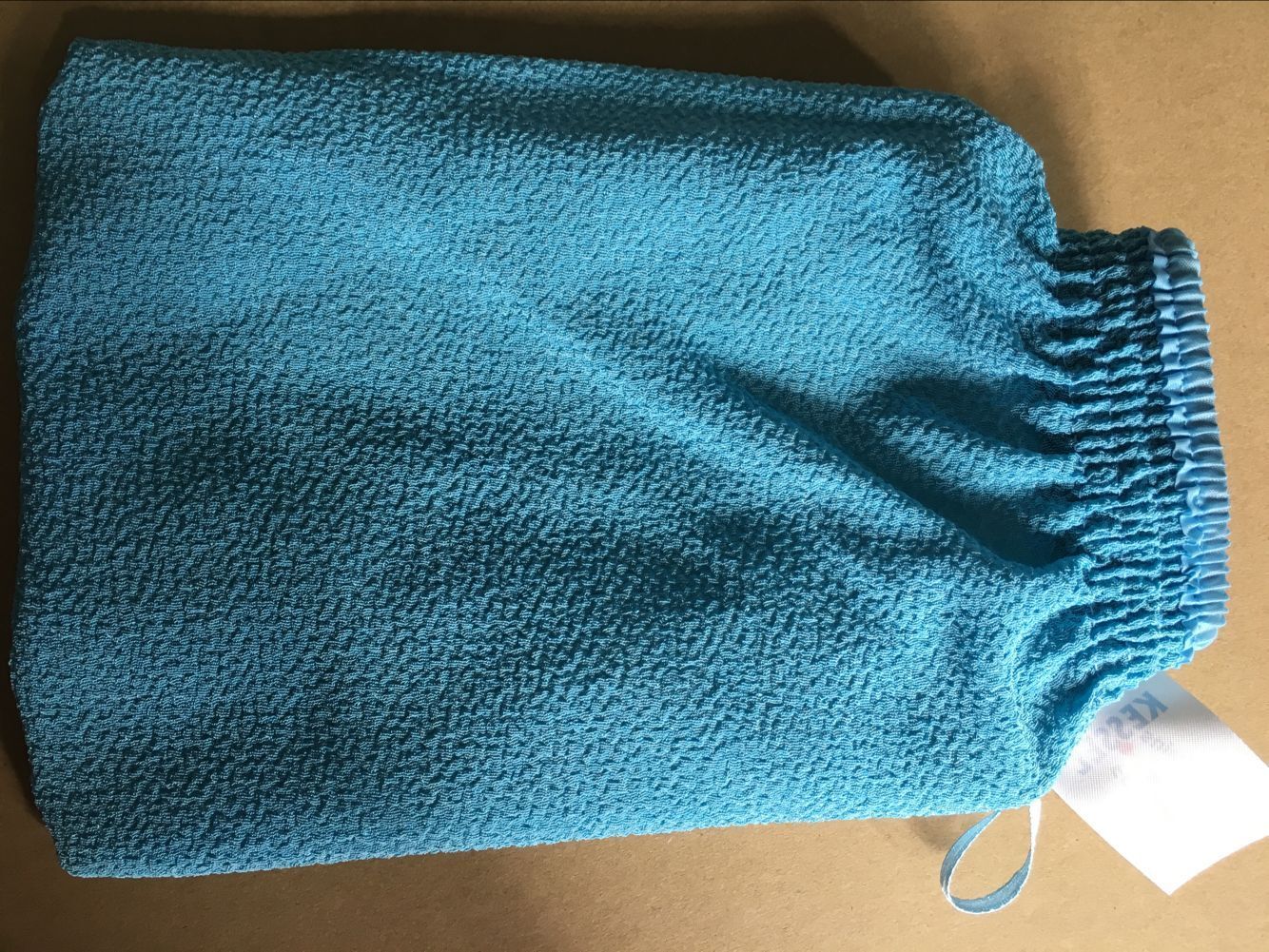 light  blue +blue edge