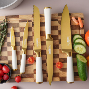 Juego de Cuchillos de Cocina de 5 Piezas, Recubiertos en Titanio Dorado, para Exportación - Product Image 1