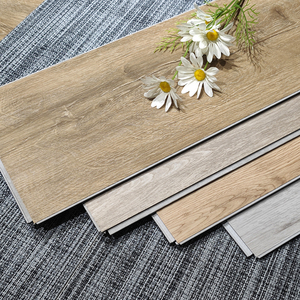 Suelo Vinílico Autoadhesivo SPC, Moderno, para Dormitorio, con Diseño de Madera Natural de Roble, Nogal y Arce, Ecológico, Impermeable, para Cocina y Sala de Estar - Product Image 6