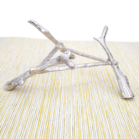 Vente en gros de supports artisanaux en forme de brindille en alliage, base boule de cristal, ornement d'art de table, décoration d'intérieur