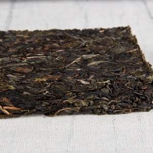 Unfermented Yiwu อิฐชา Puer ชา 250g ต่อชิ้น 2006 - Product Image 4