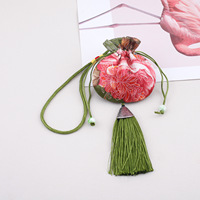 Fabricant Duanwu Festival Artemisia Sachet Vide Sac Portable Brodé Pendentif Hanfu Accessoire Remplissable avec Fleurs Séchées