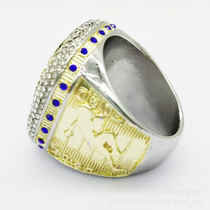 Bague de champion de Fantasy Football 2024, forme de bouclier, sertissage clos, bijou cadeau - Product Image 5