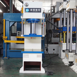 Presse hydraulique à cadre en C de 100 tonnes avec guidage à quatre colonnes pour le pressage et le redressage des pièces métalliques - Product Image 2