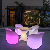 Meubles de bar lumineux, table et chaises LED illuminées, mobilier LED pour discothèque en plein air, table pour événements en plein air dans le jardin
