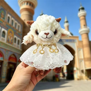 Muñeco de Cordero de Peluche Hecho a Mano con Pedrería y Capa, Colgante de Bolso con Temática Cultural de Ciudades Antiguas del Oeste, Regalo de Recuerdo de Viaje de Xinjiang - Product Image 3