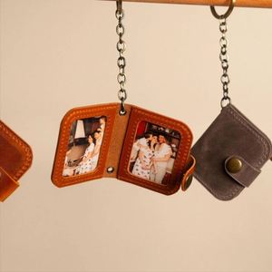 Fashionable PU Leather Photo Frame Keychain Portable Picture Holder and <b>Key</b> <b>Ring</b> <b>Bag</b> Charm DIY Photo Pendant Gift for Lovers - Product Image 3