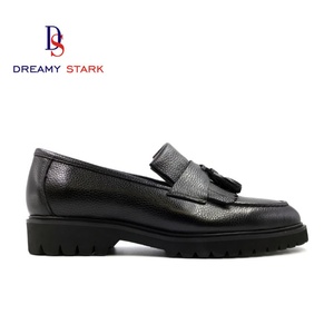Chaussures de ville originales en cuir véritable noir avec pompons, design mode hiver, logo personnalisé, mocassins sans lacets pour hommes - Product Image 3