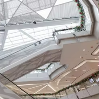 Plafonds suspendus modernes pour hôtels, appartements, ateliers, centres commerciaux, supermarchés, entrepôts, écoles, bureaux