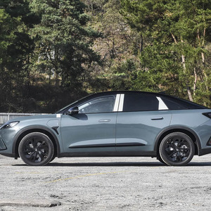 Voiture électrique Arcfox Alpha S Preview PRO, 5 portes, 5 places, hayon, disponible en version RWD et AWD avec une puissance de 473 kW, en vente - Product Image 4