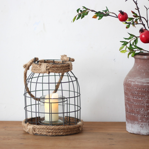 Bougeoir <span class=keywords><strong>en</strong></span> fil de <span class=keywords><strong>fer</strong></span> <span class=keywords><strong>forgé</strong></span> pour cour vintage Cage à bougie suspendue avec corde de chanvre Coupe <span class=keywords><strong>en</strong></span> verre à l'intérieur Bougeoir de style industriel - Product Image 4