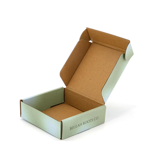 20*18*<span class=keywords><strong>8</strong></span> cm Beyaz Dış Yüzeyli Geri Dönüştürülebilir Katlanabilir Kraft Kağıt Kargo Paketleme Posta Kutuları UV Kaplama ve Vernikleme ile - Product Image 3