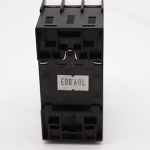 مستشعر 3RV1021-0JA15 جديد وأصلي متوفر في المستودع، وحدة تحكم قابلة للبرمجة PLC - Product Image 1