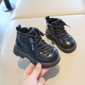 Botas de cáñamo para hombre, de cuero, con cordones, estilo inglés, vintage, con suela de goma cosida a mano Goodyear, impermeables, antideslizantes, para trabajo. - Product Image 1