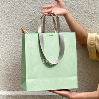 Sacs cadeaux holographiques laser en papier d'art biodégradable et recyclable, personnalisés en gros, pour bijoux, chaussures et vêtements