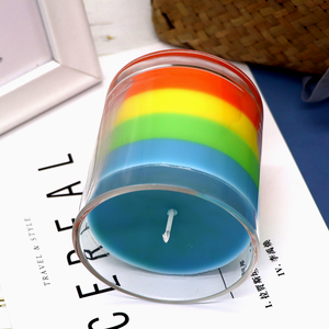 Love is Love Candle LGBTQ Gay Lesbian Pride Bougie arc-en-ciel amour arc-en-ciel Bougie parfumée à la sauge de luxe de longue durée - Product Image 6