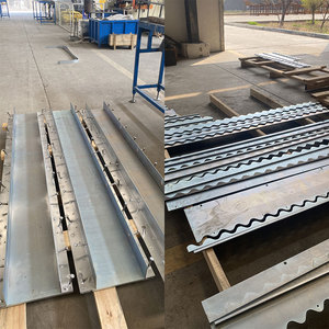 Joint blindé de type S fabriqué avec précision par VANSE pour protéger les bords des sols en béton de haute précision sur les chantiers de construction - Product Image 3