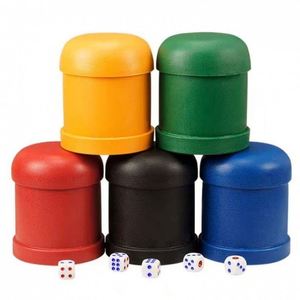 Gobelet à dés en cuir PVC, personnalisable avec logo, pour jeux de société, bars et fêtes, support de dés promotionnel, fourni directement par l'usine - Product Image 1