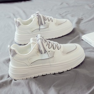 Zapatos Blancos Transpirables de Verano Estilo Coreano para Mujer, Nuevas Zapatillas Deportivas Casuales con Suela Gruesa, Tejido de Malla, Duraderas y Antideslizantes - Product Image 1