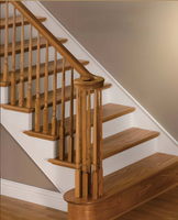 Poteau d'escalier carré en bois massif moderne pour la rénovation des escaliers
