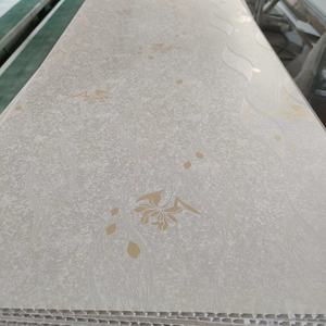 Panneau de <span class=keywords><strong>mousse</strong></span> de PVC de carreau de plafond du style 40cm de l'Europe de décoration intérieure pour la décoration de plafond - Product Image 2