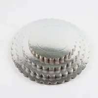 Plateau à gâteau personnalisable en carton ondulé doré, argenté ou blanc – Base en carton pour gâteau