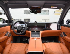 AITO M8 Max EREV SUV 2025 - Auto Familiar de 5 Asientos, 1405 km de Autonomía, Sin Preocupaciones de Autonomía en Larga Distancia - Product Image 5