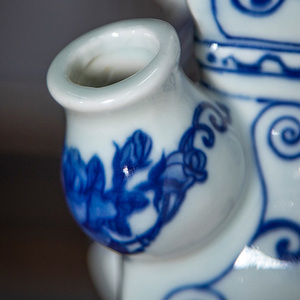 Vase décoratif en céramique de style pagode chinoise traditionnelle, en porcelaine fonctionnelle avec un design élégant, moule décoratif de style pagode - Product Image 4