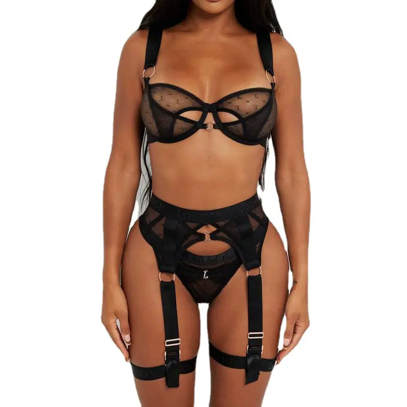 Nuovo stile di colore nero ricamato giarrettiera anello in acciaio biancheria intima Sexy tre pezzi Set modellatura del corpo da donna