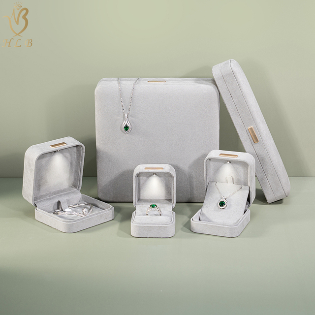 China Custom Logo Ring Box Led Eco Velvet & Suede Jewelry Packaging Boxes Wholesale