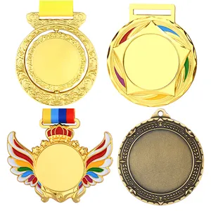 Stokta özel madalya ücretsiz baskı Sticker spor maratonu futbol boks altın boş Metal madalyalar ve kupalar