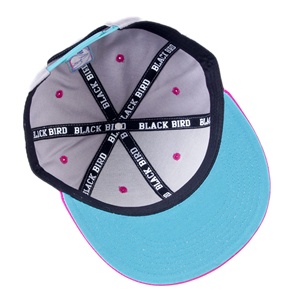 Casquette colorée <span class=keywords><strong>Femme</strong></span> jeunesse rue <span class=keywords><strong>femme</strong></span> <span class=keywords><strong>Snapback</strong></span> casquette 6 panneau bord plat personnaliser <span class=keywords><strong>Snapback</strong></span> chapeaux avec boucle en plastique bande - Product Image 6