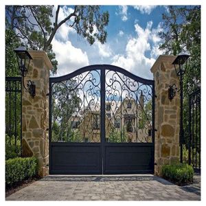 Portail commercial en fer forgé robuste Prima avec serrure électrique et lecteur de carte pour contrôle d'accès - Product Image 1