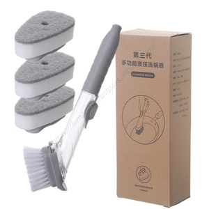 Venta al por mayor: Cepillo de limpieza de cocina 2 en 1 con mango largo, dispensador de jabón para platos y esponja, con gancho. - Product Image 3