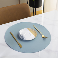 Vente à chaud Salle à manger de luxe personnalisée Soft Safe Double face antidérapant Faux cuir Sets de table classique en gros ensemble pour cuisine salle à manger